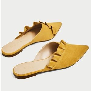 ZARA SUEDE MUSTARD MULES WITH FRILLS